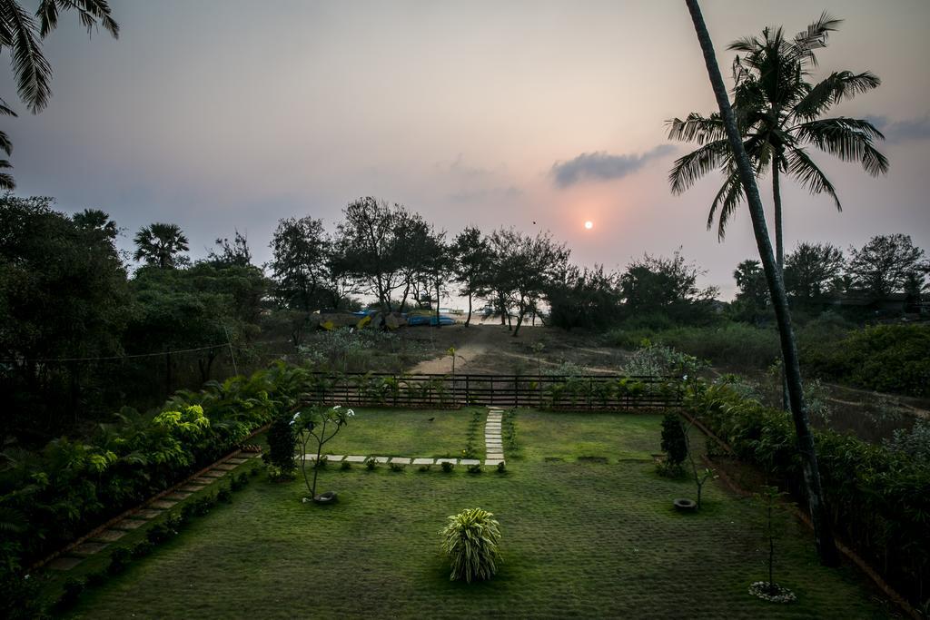 Casa Cubo By The Beach Bed & Breakfast Calangute Exterior foto