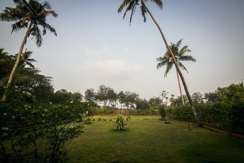 Casa Cubo By The Beach Bed & Breakfast Calangute Exterior foto